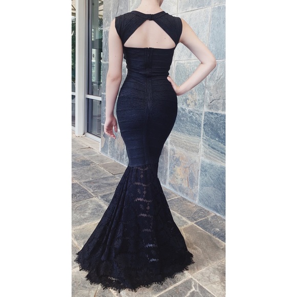 Bandage-style, mermaid cut evening dress - Picture 2 of 3